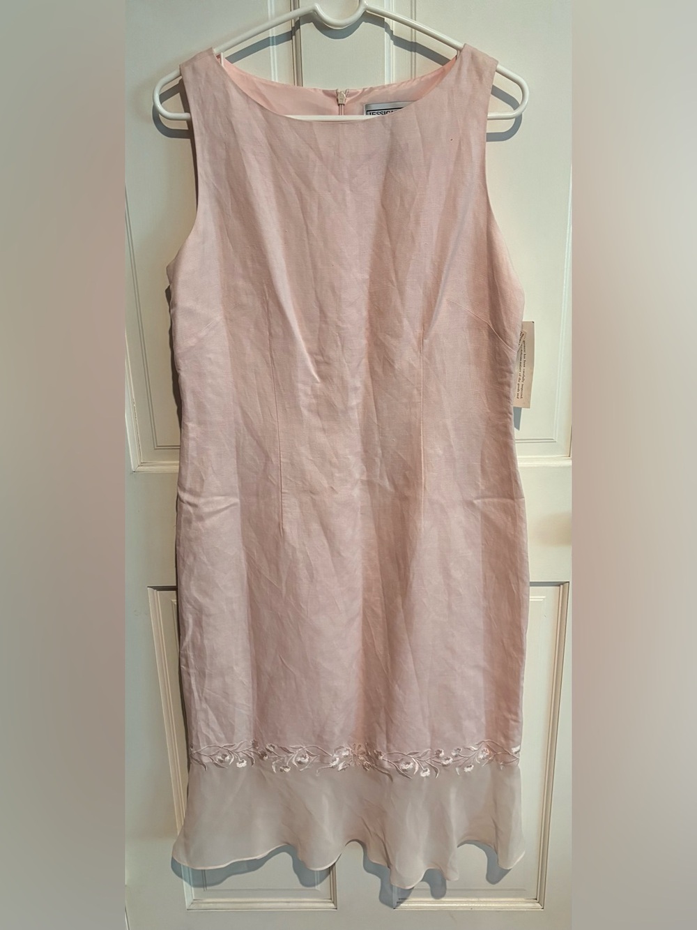Jessica Howard Light Pink Sleeveless Sheath Dress with Ruffled Hem, NWT